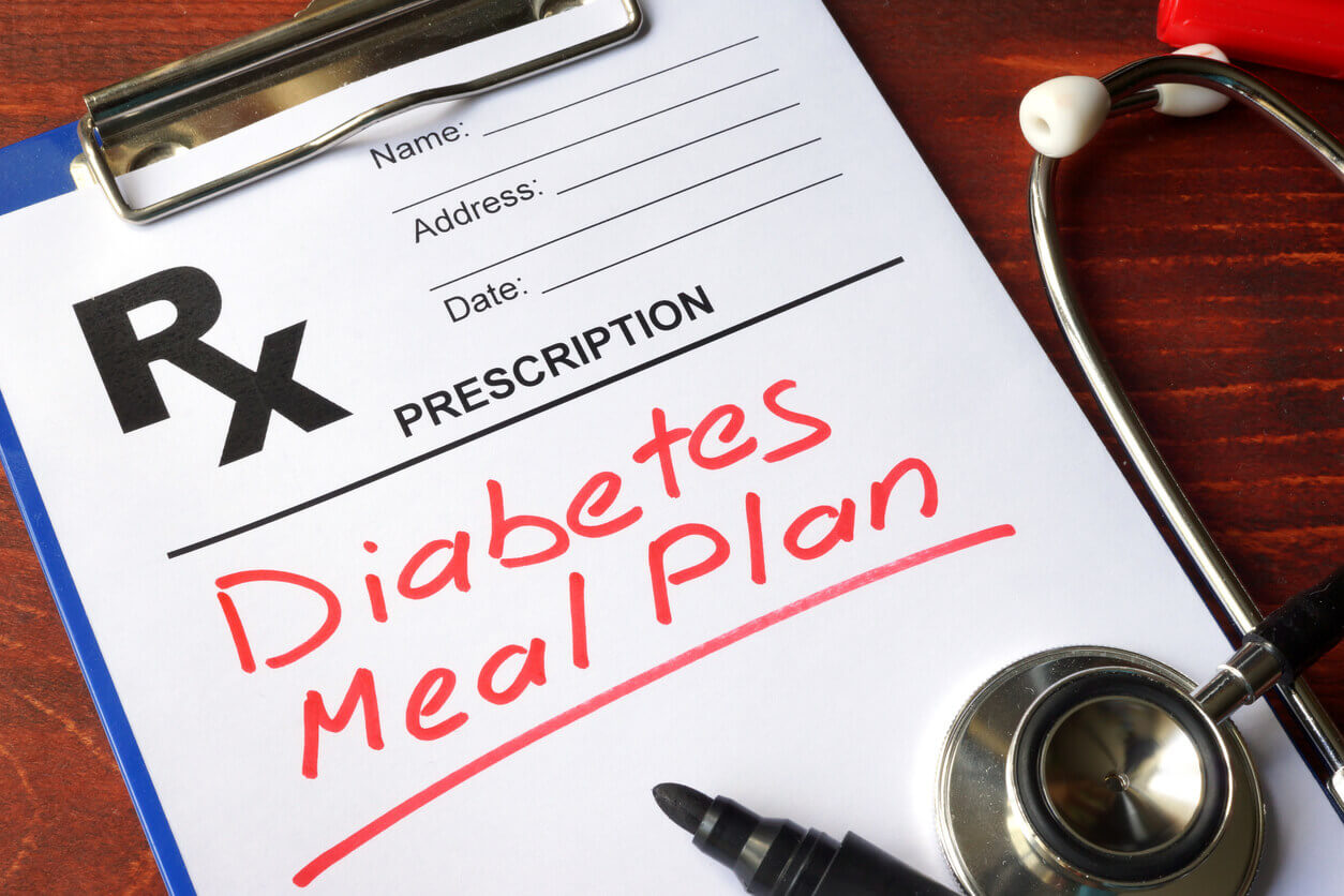 A medical document for a diabetes meal plan with tips for optimizing your dietary plan.